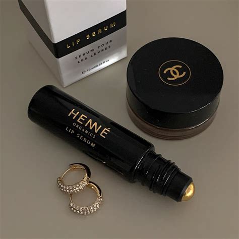 lip serum chanel